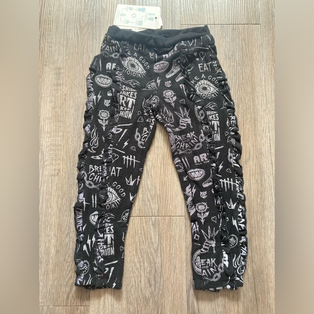 Disney x Chaser Cruella Toddler Girl Pants Joggers 4T Art To Wear NWT